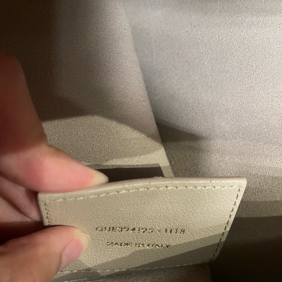 YSL East West Shopping Tote - Picture 14 of 15